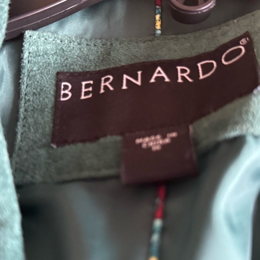 Bernardo Green Suede Button-Front Jacket - Picture 6 of 7